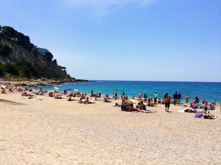 Appartement Tout Confort A 2 Pas Du Centre Ville Aubagne Esterno foto