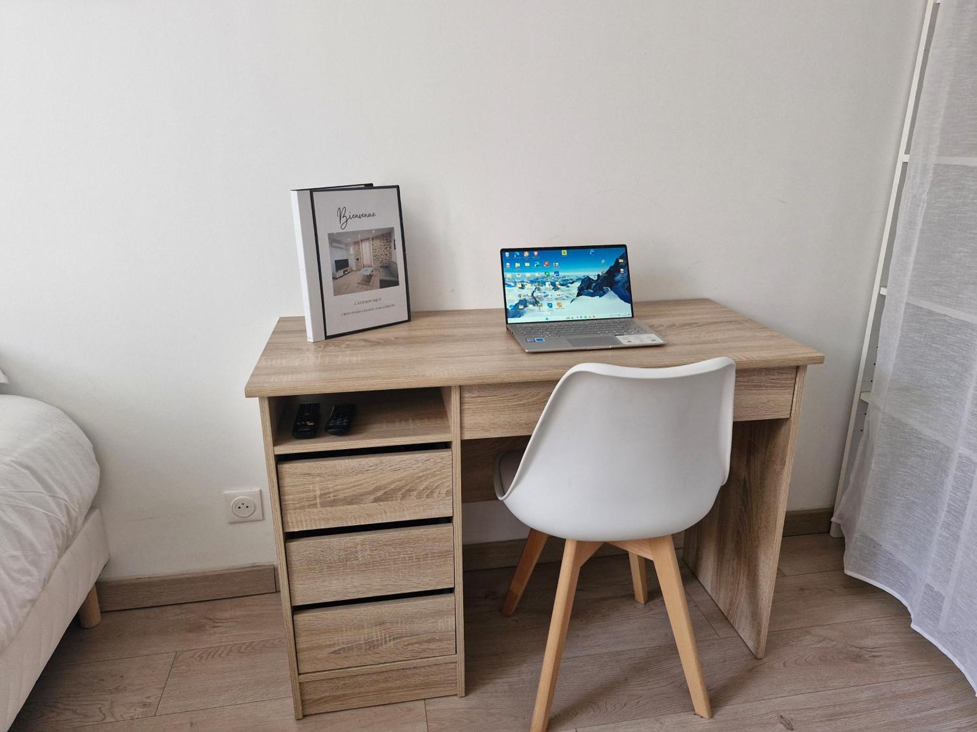 Appartement Tout Confort A 2 Pas Du Centre Ville Aubagne Esterno foto