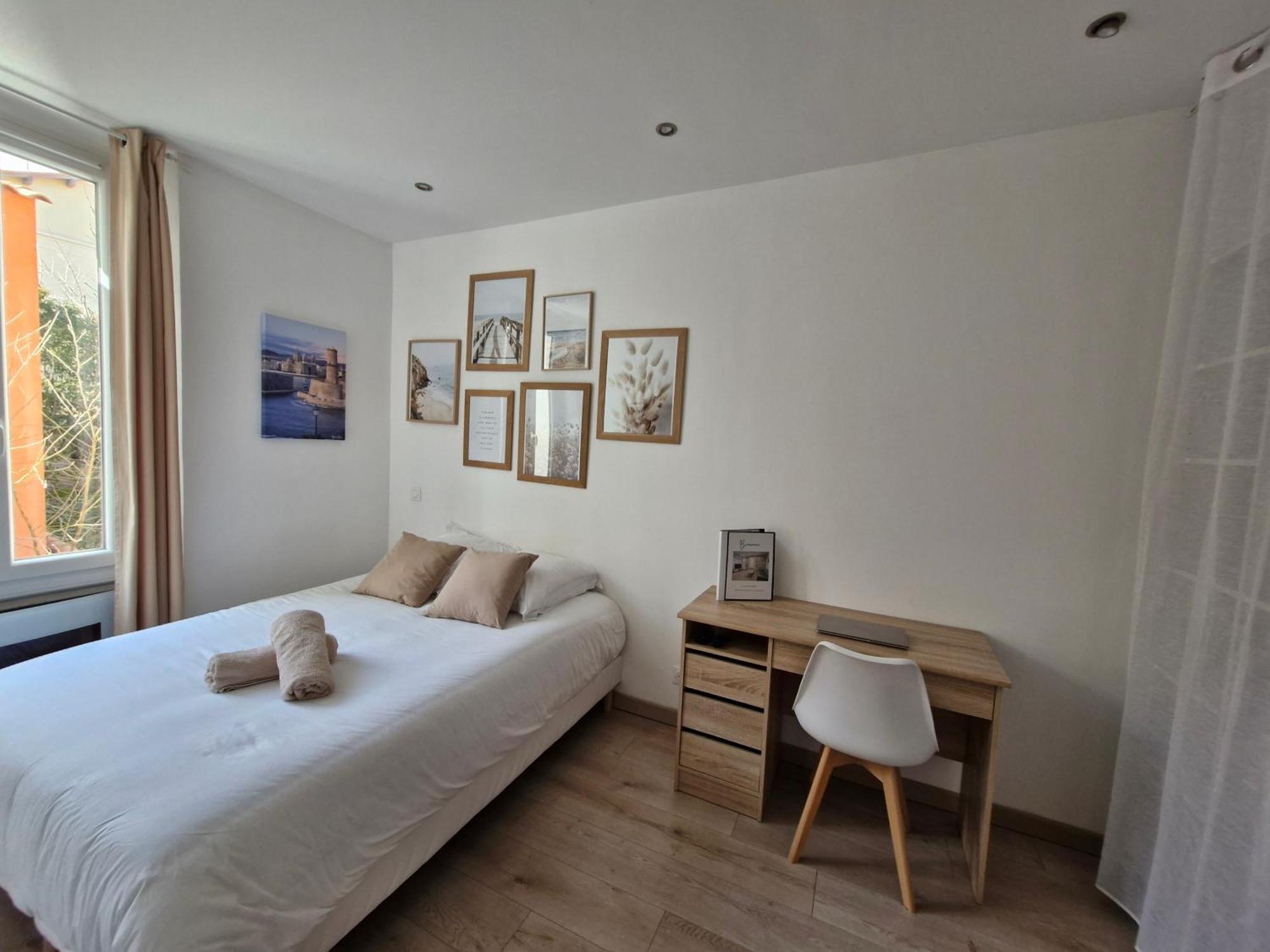 Appartement Tout Confort A 2 Pas Du Centre Ville Aubagne Esterno foto