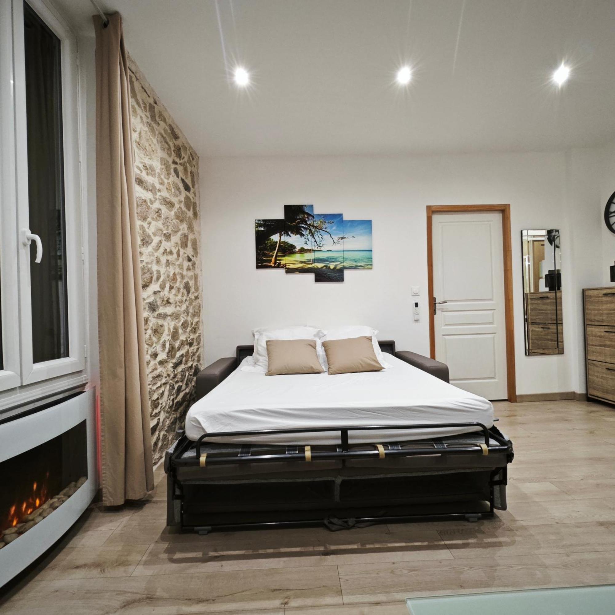 Appartement Tout Confort A 2 Pas Du Centre Ville Aubagne Esterno foto
